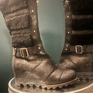 SOREL Helen wedge holiday boot